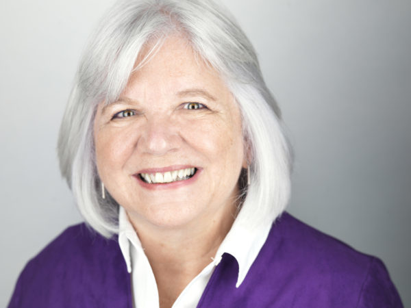 Headshot Barbra Kavanaugh