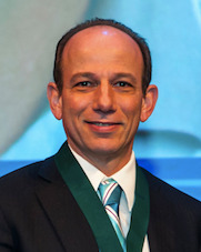 Headshot Gregg Fields